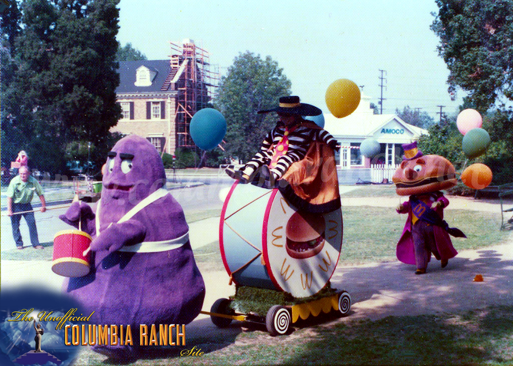 Marching Band 1975 c.jpg